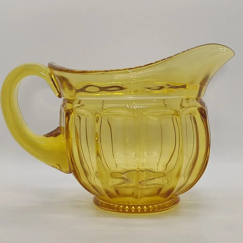 Vintage Imperial Glass Old Williamsburg Yellow Amber Pitcher 48oz 1970s Colonial